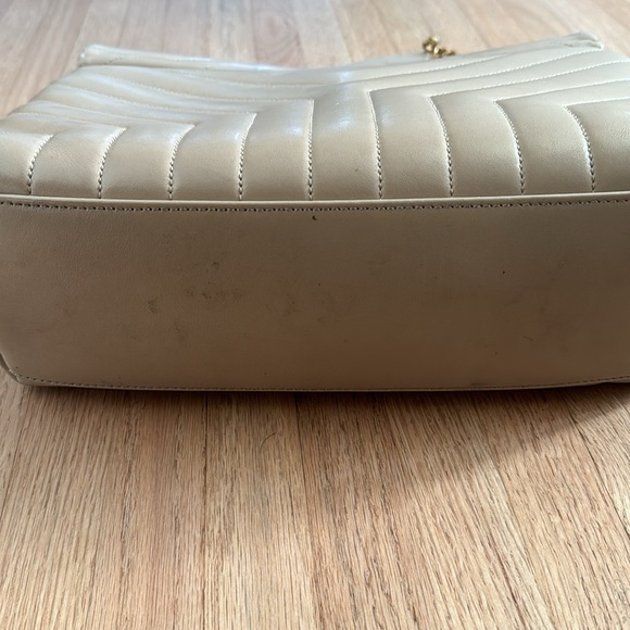 YSL LOU LOU MEDIUM BEIGE QUILTED LEATHER - Picture 5 of 9